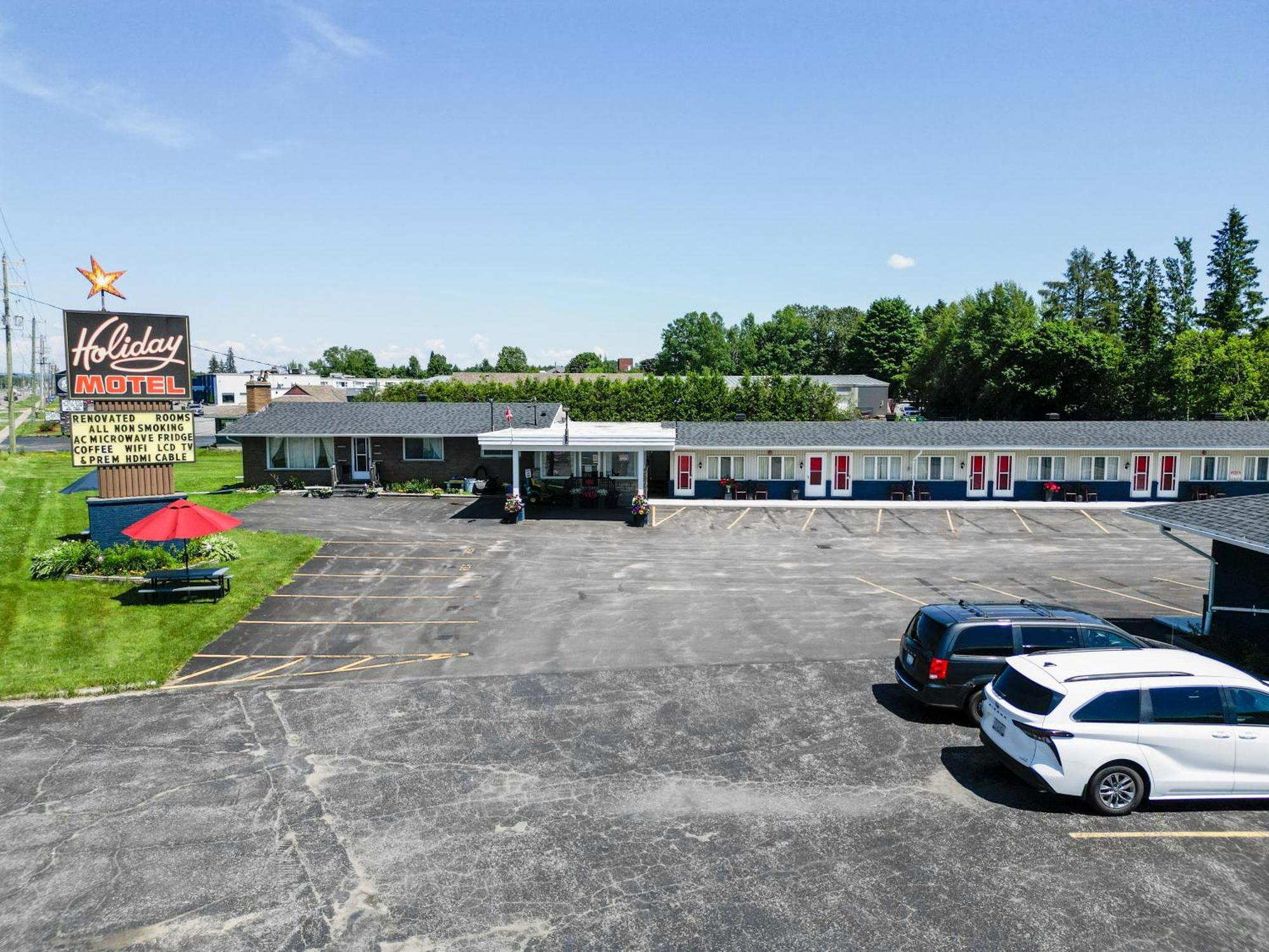 Holiday Motel Sault Ste. Marie Exterior photo